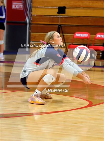 Thumbnail 1 in Hunt @ West Carteret (NCHSAA Round 2) photogallery.