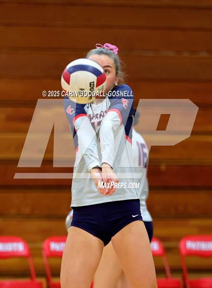 Thumbnail 2 in Hunt @ West Carteret (NCHSAA Round 2) photogallery.