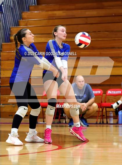 Thumbnail 3 in Hunt @ West Carteret (NCHSAA Round 2) photogallery.