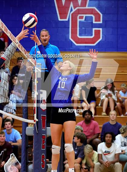 Thumbnail 1 in Hunt @ West Carteret (NCHSAA Round 2) photogallery.