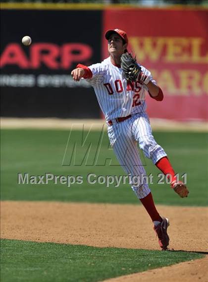 Thumbnail 2 in Cathedral Catholic vs El Capitan (CIF SDS D3 Final) photogallery.