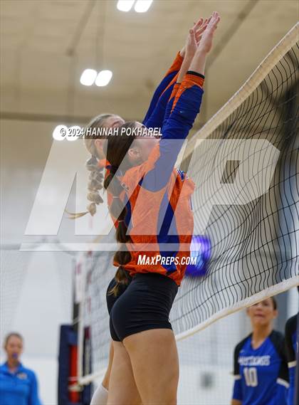 Thumbnail 3 in Millard North vs. Westview photogallery.