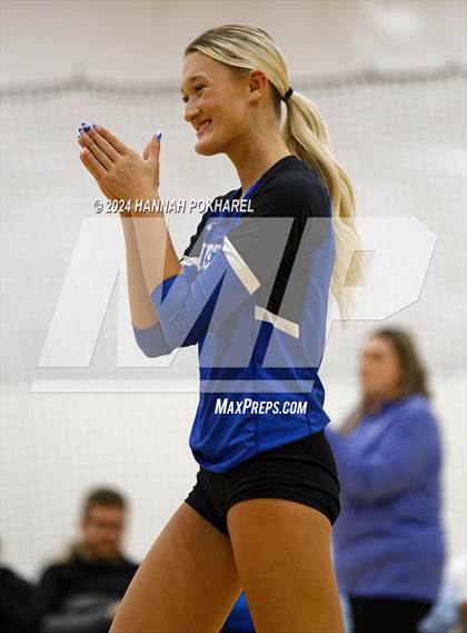 Thumbnail 2 in Millard North vs. Westview photogallery.
