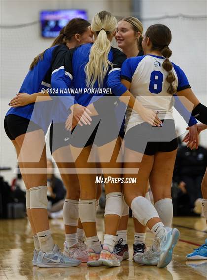 Thumbnail 2 in Millard North vs. Westview photogallery.