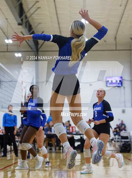 Thumbnail 3 in Millard North vs. Westview photogallery.