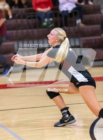 Thumbnail 1 in Point Loma vs. Santa Fe Christian (CIF SDS Division I Semifinal) photogallery.