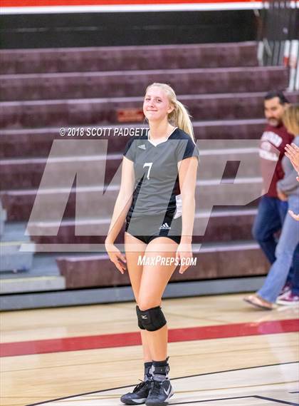 Thumbnail 1 in Point Loma vs. Santa Fe Christian (CIF SDS Division I Semifinal) photogallery.