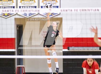 Thumbnail 2 in Point Loma vs. Santa Fe Christian (CIF SDS Division I Semifinal) photogallery.