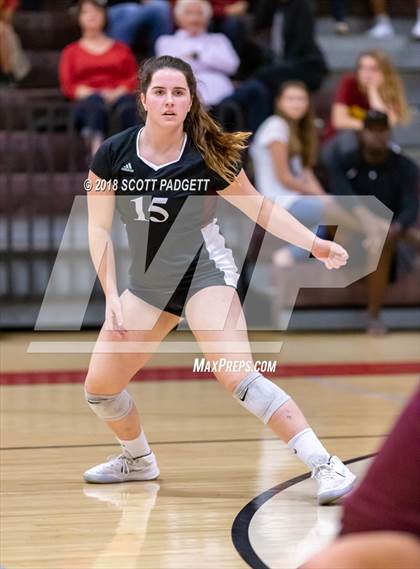 Thumbnail 3 in Point Loma vs. Santa Fe Christian (CIF SDS Division I Semifinal) photogallery.