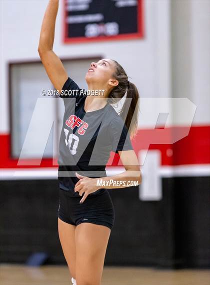 Thumbnail 1 in Point Loma vs. Santa Fe Christian (CIF SDS Division I Semifinal) photogallery.