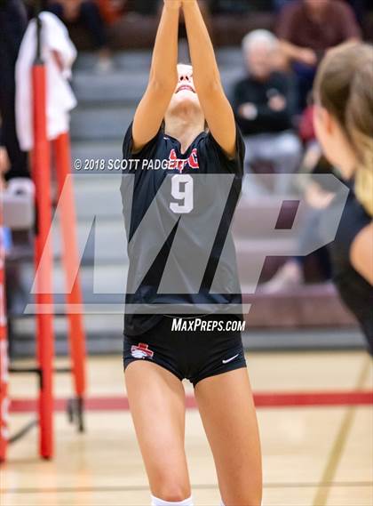 Thumbnail 3 in Point Loma vs. Santa Fe Christian (CIF SDS Division I Semifinal) photogallery.