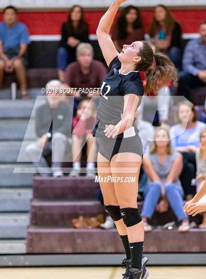 Thumbnail 3 in Point Loma vs. Santa Fe Christian (CIF SDS Division I Semifinal) photogallery.