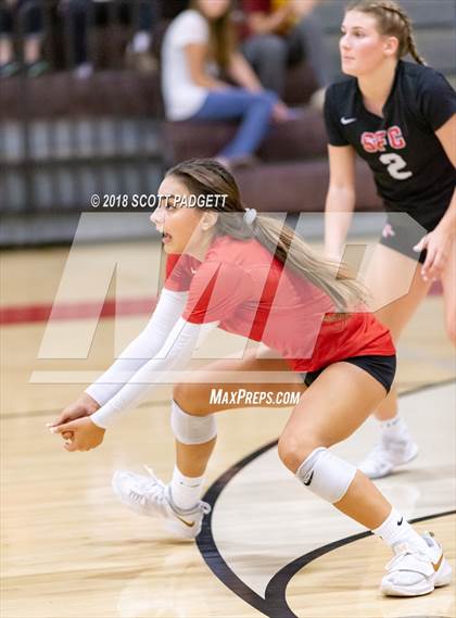 Thumbnail 1 in Point Loma vs. Santa Fe Christian (CIF SDS Division I Semifinal) photogallery.