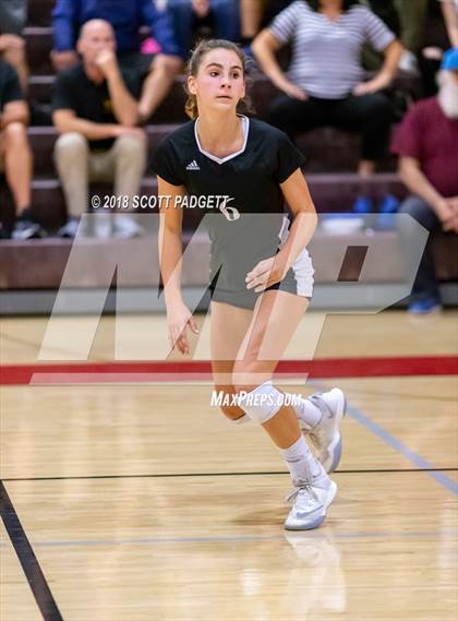 Thumbnail 3 in Point Loma vs. Santa Fe Christian (CIF SDS Division I Semifinal) photogallery.