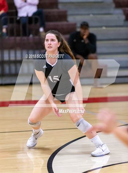 Thumbnail 2 in Point Loma vs. Santa Fe Christian (CIF SDS Division I Semifinal) photogallery.