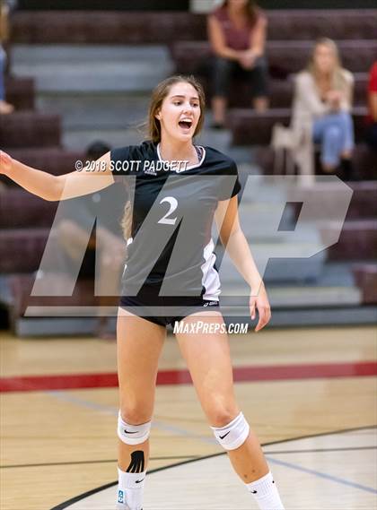 Thumbnail 1 in Point Loma vs. Santa Fe Christian (CIF SDS Division I Semifinal) photogallery.