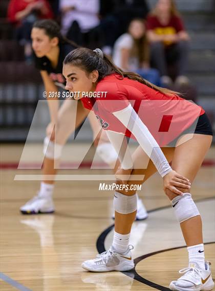 Thumbnail 3 in Point Loma vs. Santa Fe Christian (CIF SDS Division I Semifinal) photogallery.