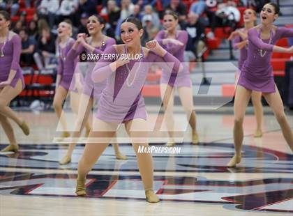 Thumbnail 2 in Alta "Hawkettes" photogallery.