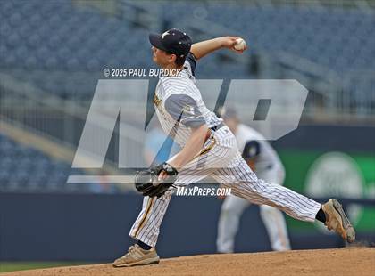 Thumbnail 1 in Montoursville vs. Indiana (PIAA 4A Championship) photogallery.