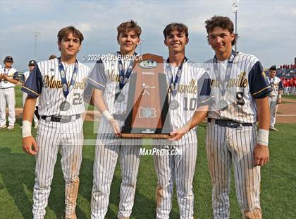 Thumbnail 3 in Montoursville vs. Indiana (PIAA 4A Championship) photogallery.