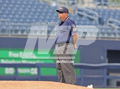 Thumbnail 2 in Montoursville vs. Indiana (PIAA 4A Championship) photogallery.