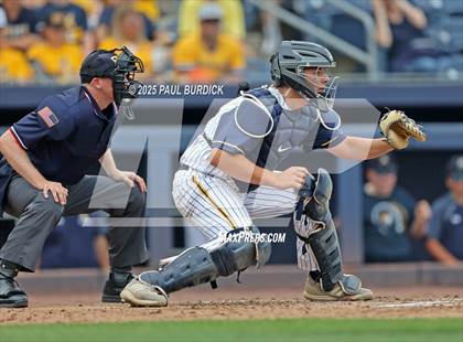 Thumbnail 2 in Montoursville vs. Indiana (PIAA 4A Championship) photogallery.