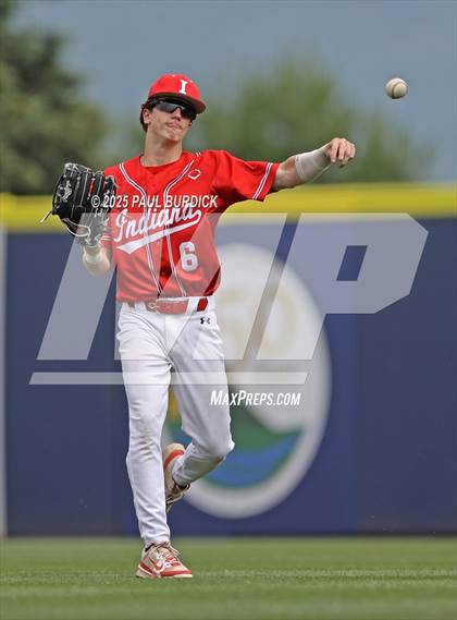 Thumbnail 2 in Montoursville vs. Indiana (PIAA 4A Championship) photogallery.