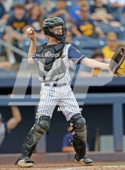 Thumbnail 3 in Montoursville vs. Indiana (PIAA 4A Championship) photogallery.