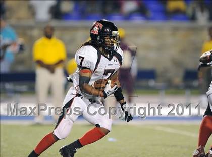 Thumbnail 3 in Baltimore Dunbar vs. Washington Dunbar (I-95 Kickoff Classic) photogallery.