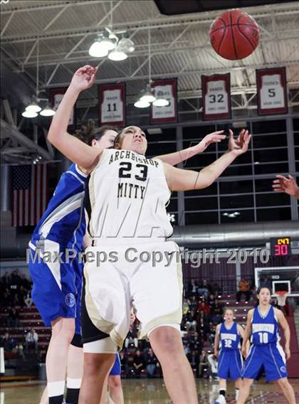 Thumbnail 1 in Archbishop Mitty vs. Presentation (CIF CCS D2 Final) photogallery.