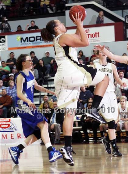 Thumbnail 1 in Archbishop Mitty vs. Presentation (CIF CCS D2 Final) photogallery.