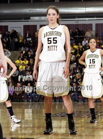 Thumbnail 2 in Archbishop Mitty vs. Presentation (CIF CCS D2 Final) photogallery.