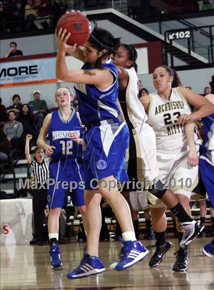 Thumbnail 1 in Archbishop Mitty vs. Presentation (CIF CCS D2 Final) photogallery.