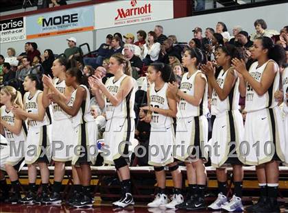 Thumbnail 1 in Archbishop Mitty vs. Presentation (CIF CCS D2 Final) photogallery.