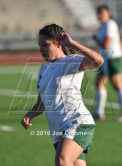 Thumbnail 2 in Lee [Robert E.] vs Holmes (Gustafson Stadium) photogallery.