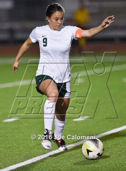 Thumbnail 3 in Lee [Robert E.] vs Holmes (Gustafson Stadium) photogallery.