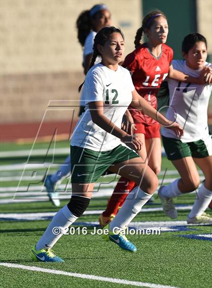Thumbnail 3 in Lee [Robert E.] vs Holmes (Gustafson Stadium) photogallery.