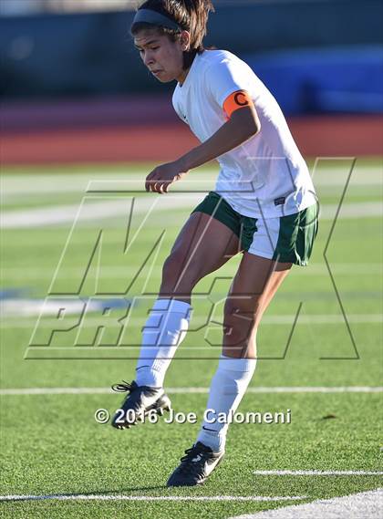 Thumbnail 2 in Lee [Robert E.] vs Holmes (Gustafson Stadium) photogallery.