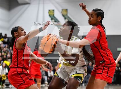 Thumbnail 1 in Etiwanda @ Ontario Christian (CIF Southern Regional Open DIV Championship) photogallery.