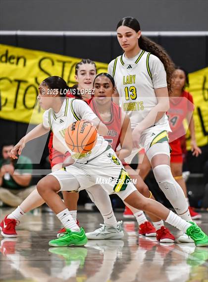 Thumbnail 2 in Etiwanda @ Ontario Christian (CIF Southern Regional Open DIV Championship) photogallery.