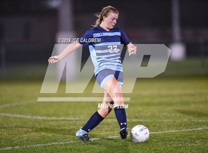 Thumbnail 3 in Johnson vs MacArthur [Douglas] photogallery.