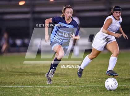 Thumbnail 3 in Johnson vs MacArthur [Douglas] photogallery.