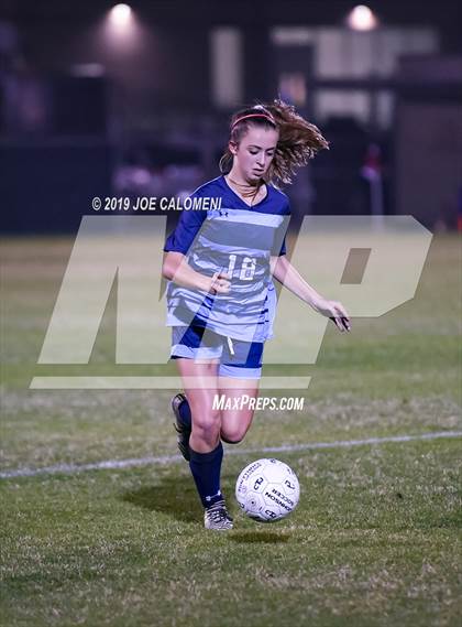 Thumbnail 2 in Johnson vs MacArthur [Douglas] photogallery.