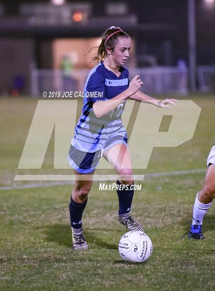 Thumbnail 2 in Johnson vs MacArthur [Douglas] photogallery.