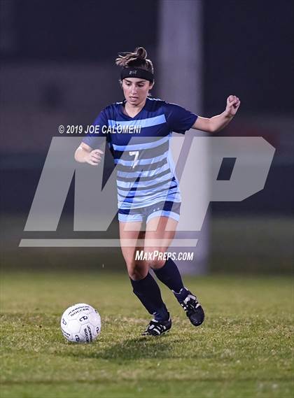 Thumbnail 1 in Johnson vs MacArthur [Douglas] photogallery.