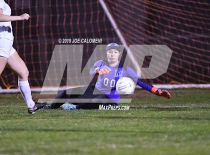 Thumbnail 2 in Johnson vs MacArthur [Douglas] photogallery.