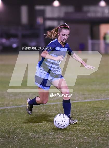 Thumbnail 1 in Johnson vs MacArthur [Douglas] photogallery.