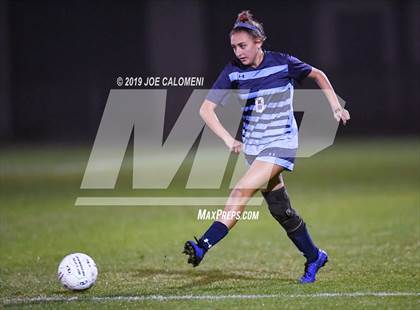 Thumbnail 1 in Johnson vs MacArthur [Douglas] photogallery.