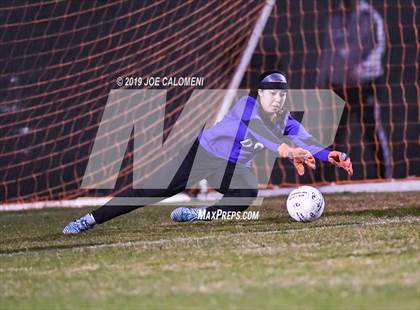 Thumbnail 1 in Johnson vs MacArthur [Douglas] photogallery.