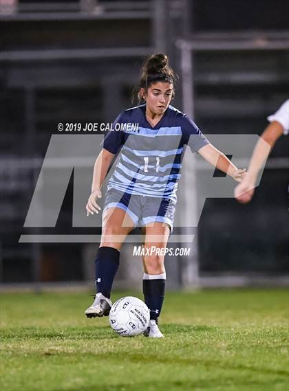 Thumbnail 3 in Johnson vs MacArthur [Douglas] photogallery.
